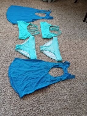 Sidefeel Strappy Bikini Top and Tankini Set in Aqua & Blue 6-Pieces Sz. Medium